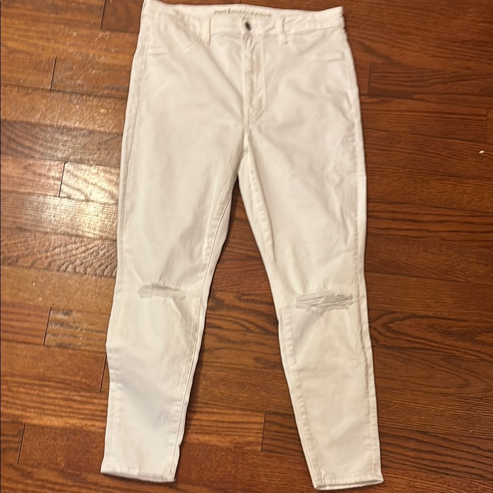 American Eagle Outfitters White Skinny Jeans with Ankle-Length Fit